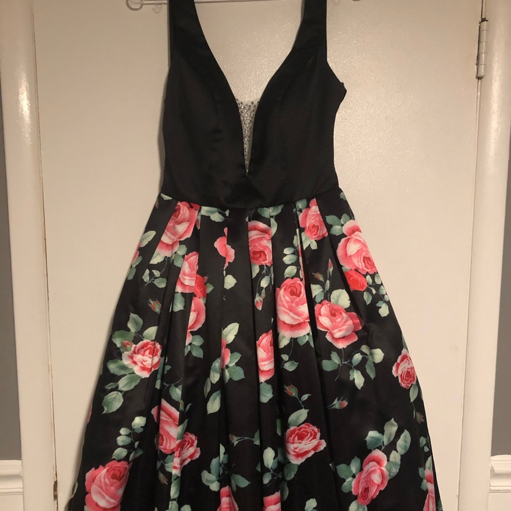 Prom/homecoming dress